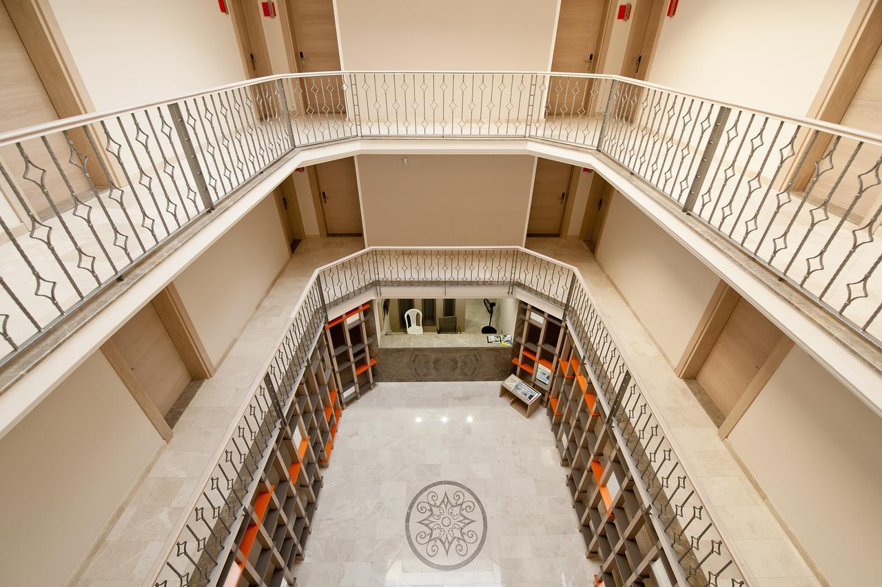 Atrium Apart Otel Altinyunus Eksteriør billede